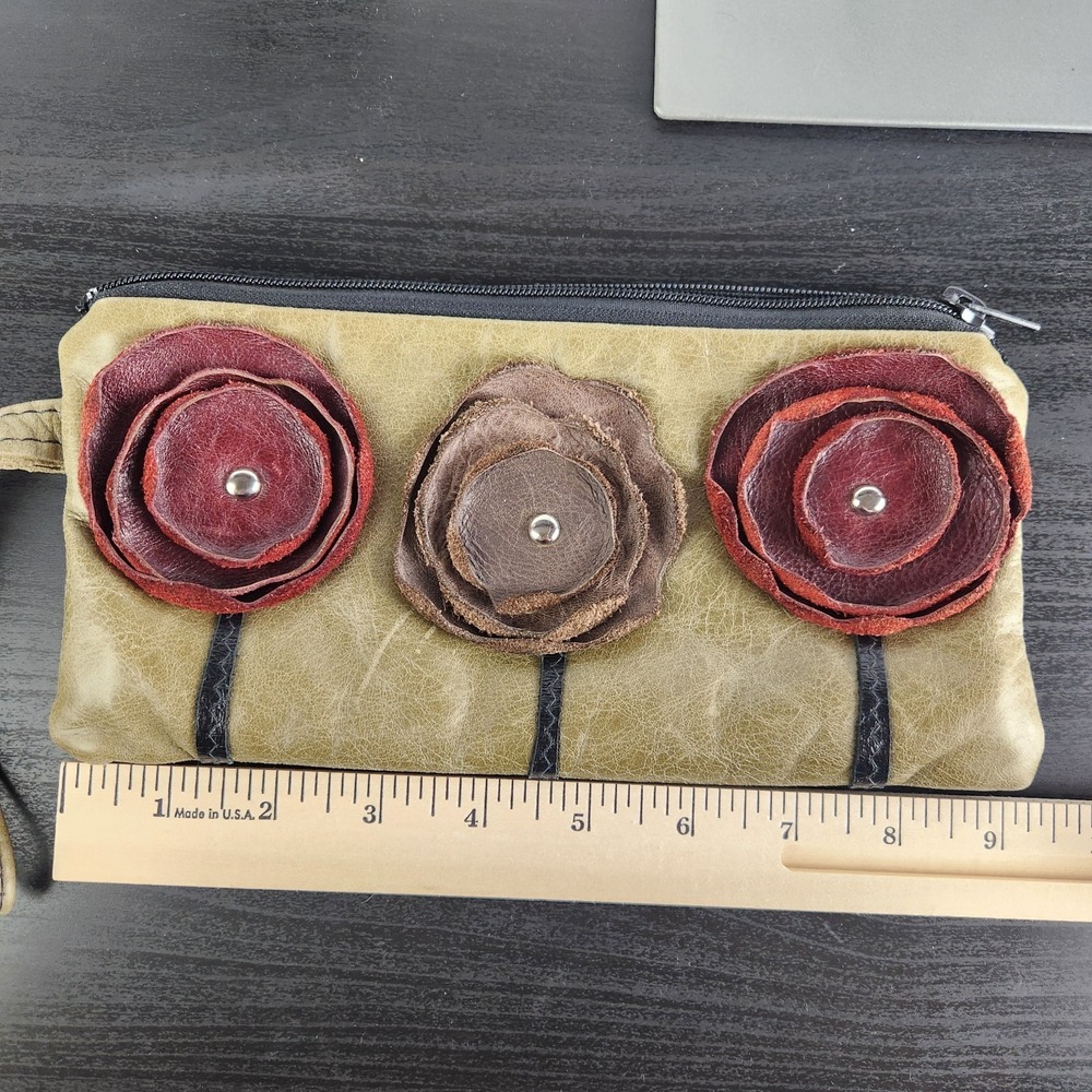 Sakura‎ Urban Floral Olive Distressed Clutch Pouch - Picture 7 of 9